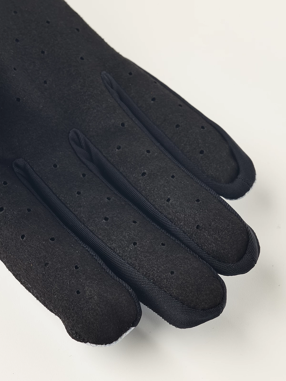 Hestra Ventair Long 5-finger - Image 5