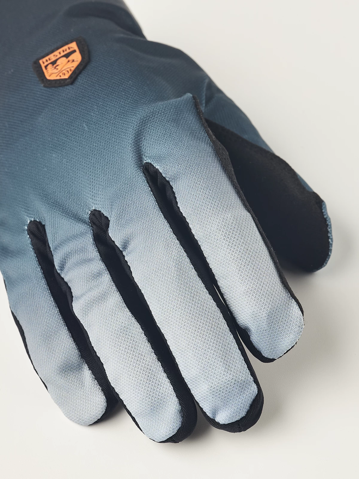 Hestra Ventair Long 5-finger - Image 3